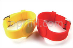 silicone wristbands